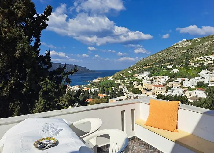 Mary Stella Platanos, Leros